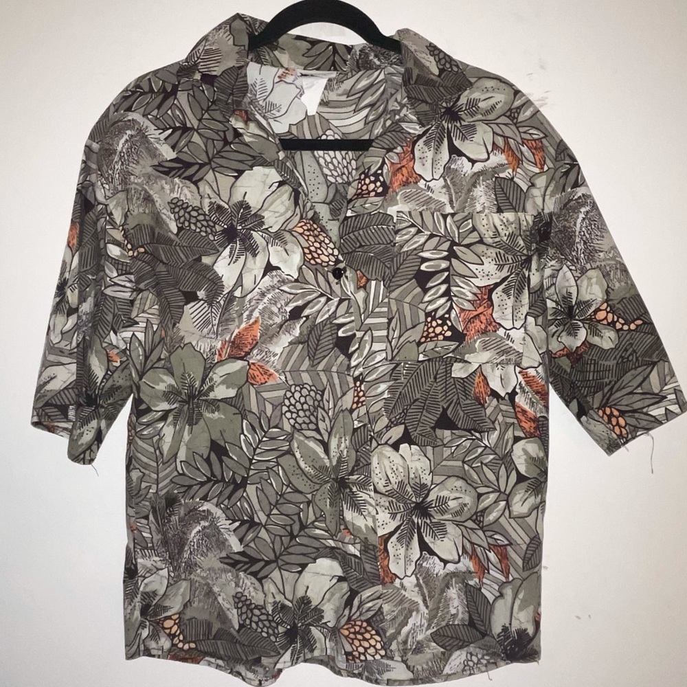 Floral button up